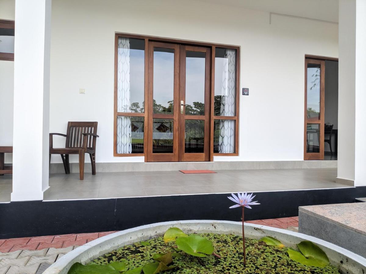 Villa Red Pool Hikkaduwa Exterior foto
