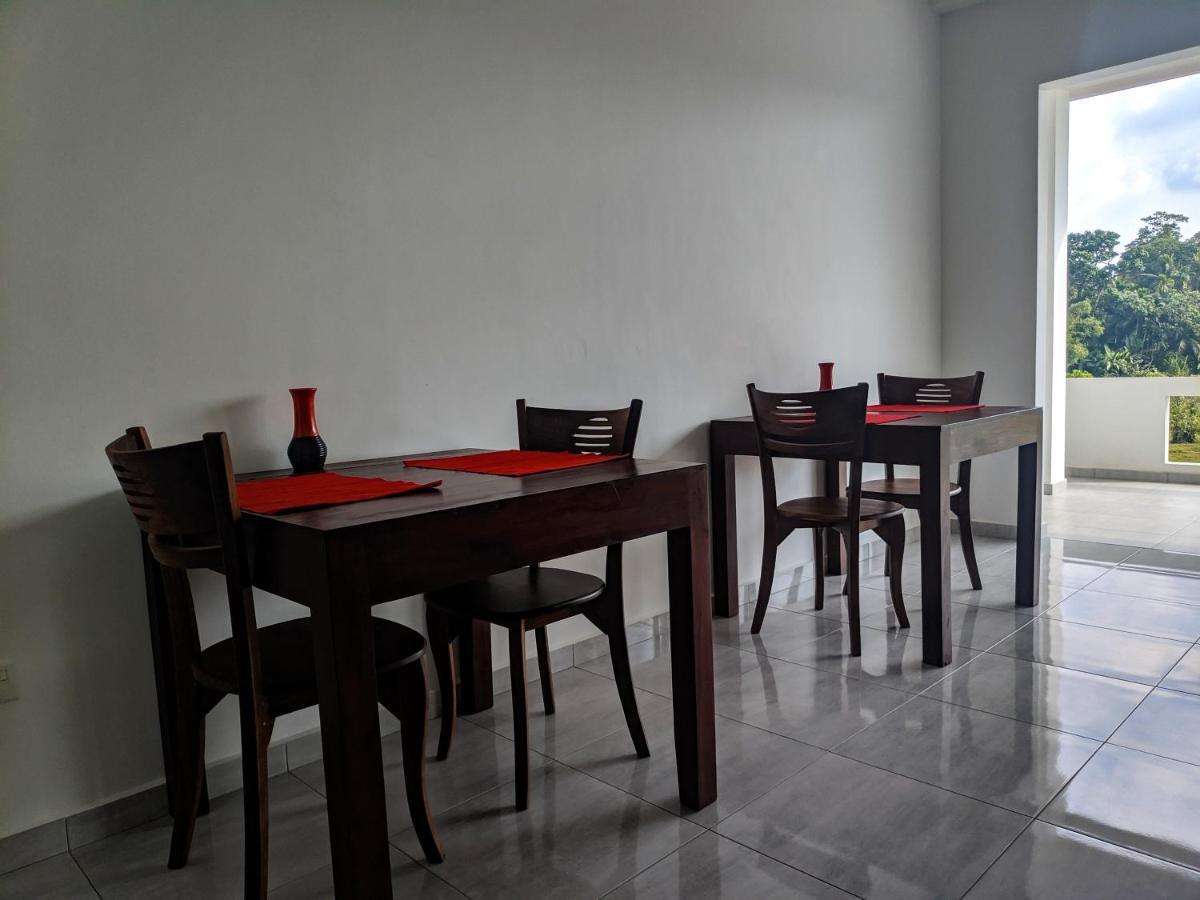 Villa Red Pool Hikkaduwa Exterior foto